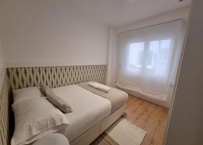 公寓 Vibescoruna-rubine 20 *